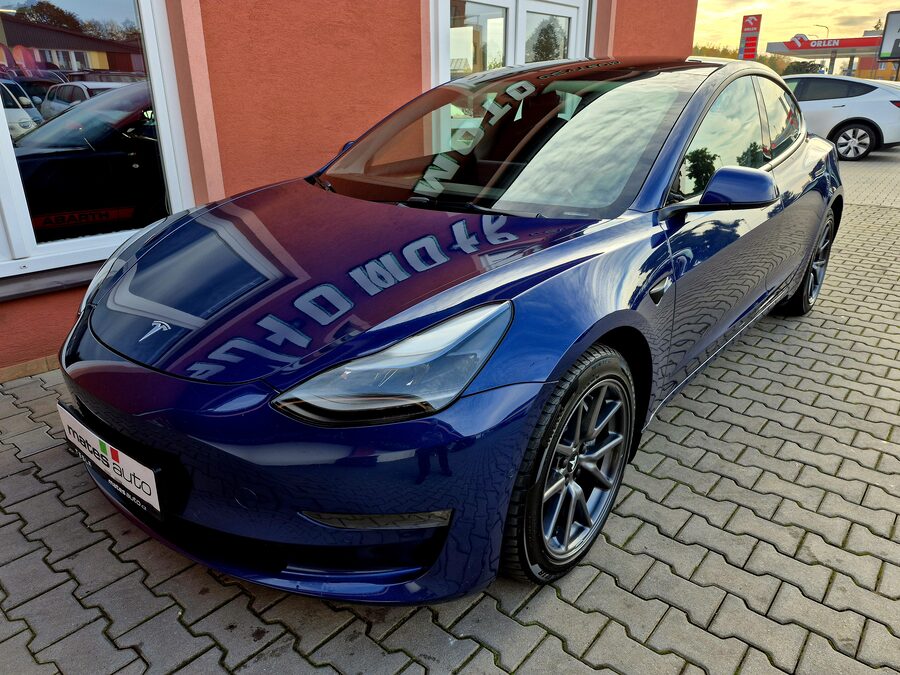 Tesla Model 3 Long Range Dual Motor 366 kW, 2022