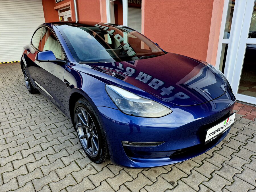 Tesla Model 3 Long Range Dual Motor 366 kW – fotografie 4 z 26