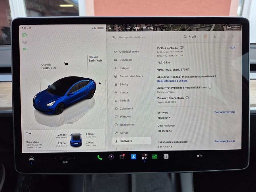 Tesla Model 3 Long Range Dual Motor 366 kW – fotografie 21 z 26
