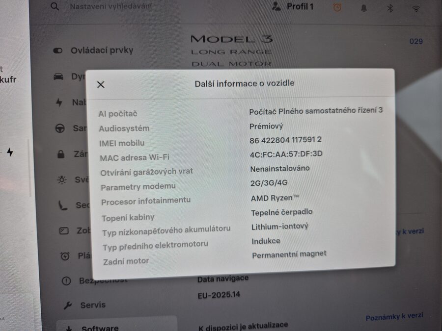 Tesla Model 3 Long Range Dual Motor 366 kW – fotografie 22 z 26