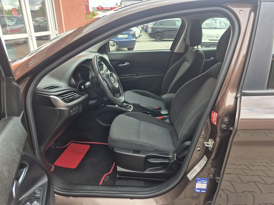 Fiat Tipo 1.4 kw Easy 70 kW – fotografie 10 z 24