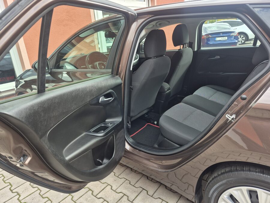 Fiat Tipo 1.4 kw Easy 70 kW – fotografie 18 z 24