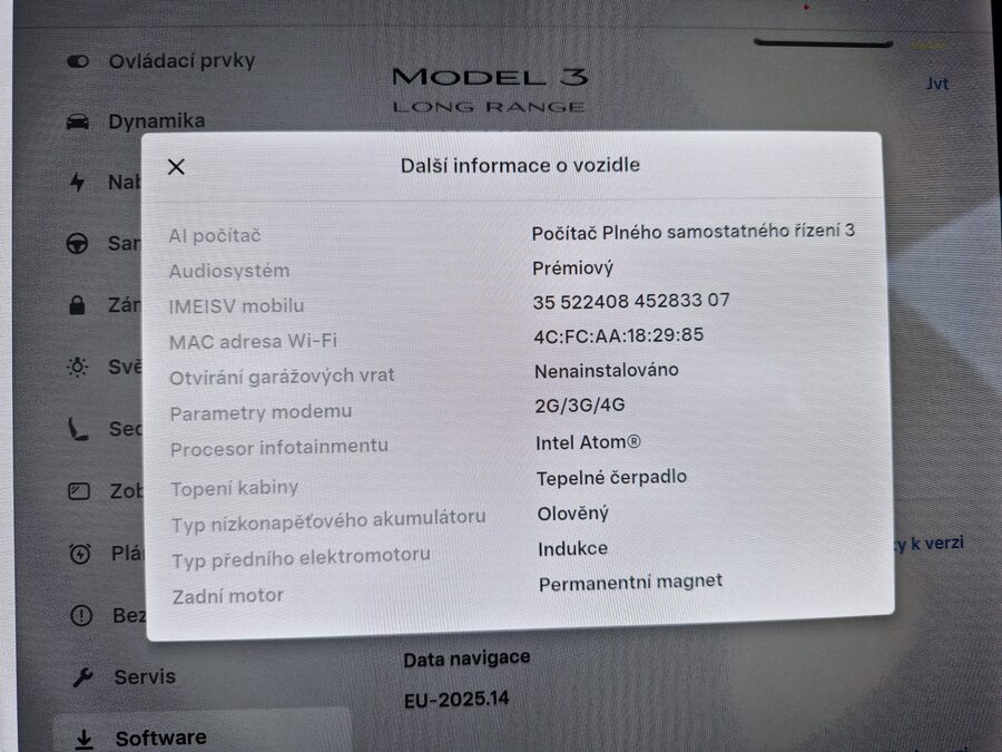 Tesla Model 3 Long Range Dual Motor 366 kW – fotografie 24 z 26