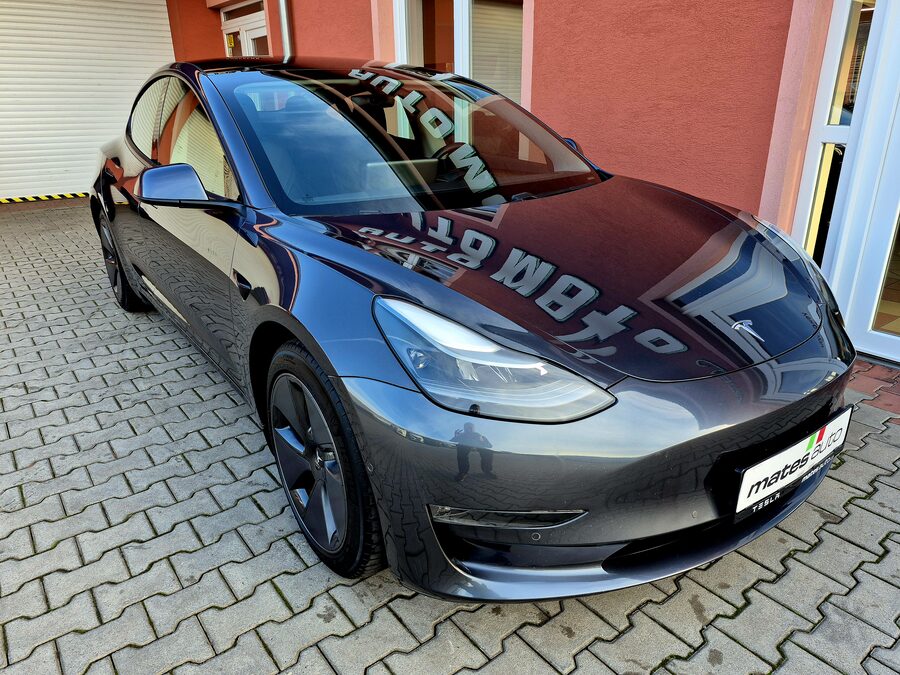 Tesla Model 3 Long Range Dual Motor 366 kW – fotografie 6 z 26