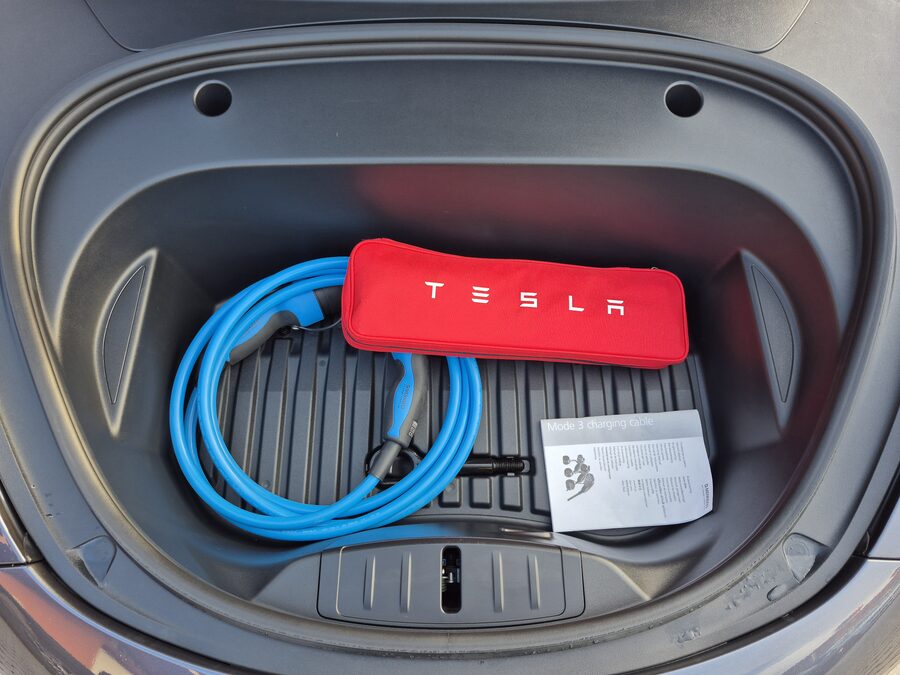 Tesla Model 3 Long Range Dual Motor 366 kW – fotografie 7 z 26
