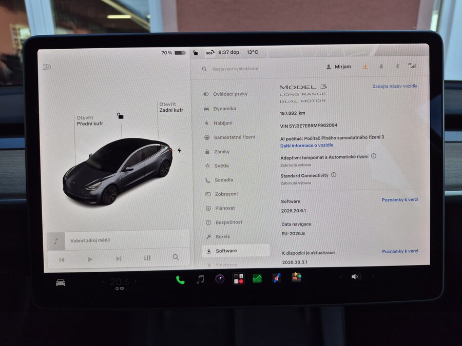 Tesla Model 3 Long Range Dual Motor 366 kW – fotografie 21 z 26