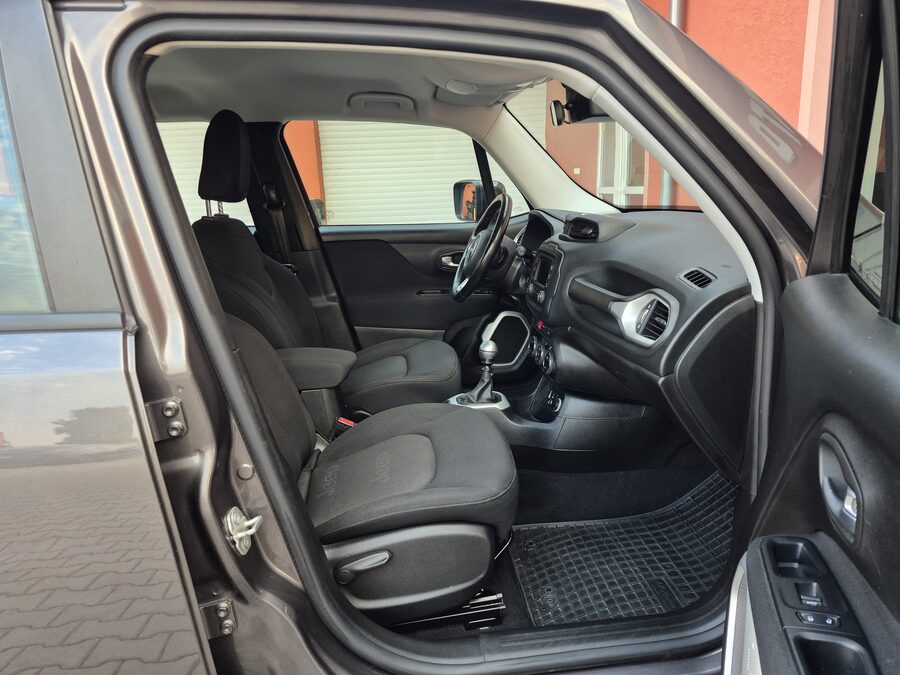 Jeep Renegade 1.4 M-Air Longitude 103 kW, TAŽNÉ – fotografie 13 z 26