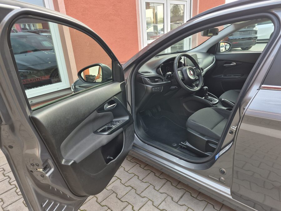 Fiat Tipo 1.4 T-Jet 88 kW Lounge – fotografie 11 z 25
