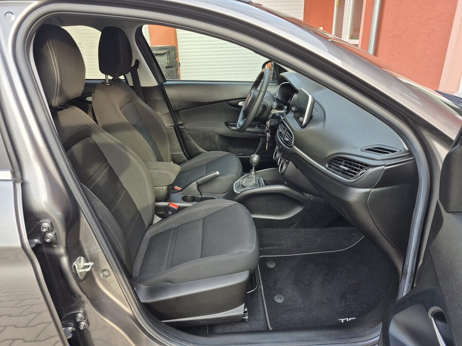 Fiat Tipo 1.4 T-Jet 88 kW Lounge – fotografie 13 z 25