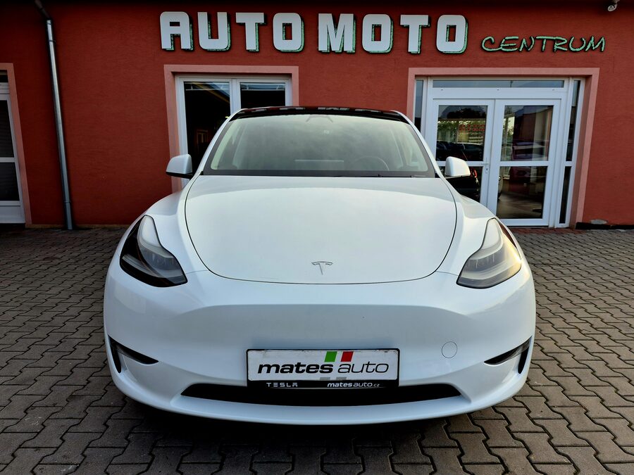 Tesla Model Y Long Range Dual Motor, Berlín, tažné zařízení – fotografie 6 z 28