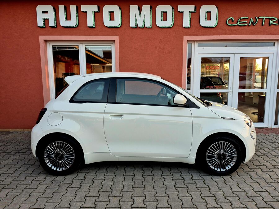 Fiat 500E 87 kW / 42 kWh ICON – fotografie 3 z 23