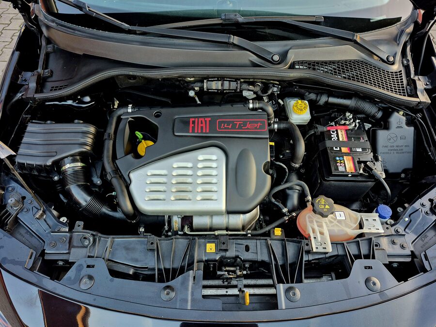 Fiat Tipo 1.4 T-Jet 88 kW S-Design – fotografie 8 z 25