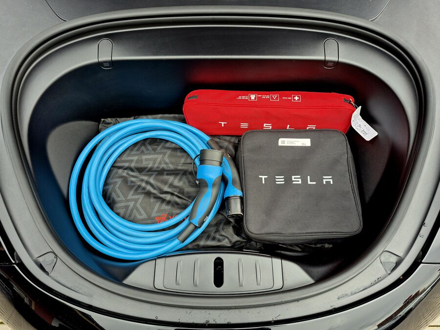 Tesla Model 3 Standard Range Plus 225 kW – fotografie 8 z 25