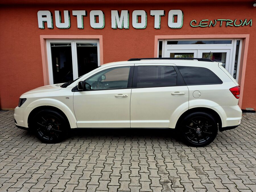 Fiat Freemont 2.0 Multijet 125 kW Black Code, TAŽNÉ – fotografie 3 z 24