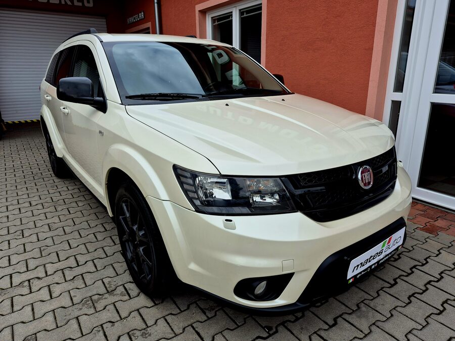 Fiat Freemont 2.0 Multijet 125 kW Black Code, TAŽNÉ – fotografie 4 z 24