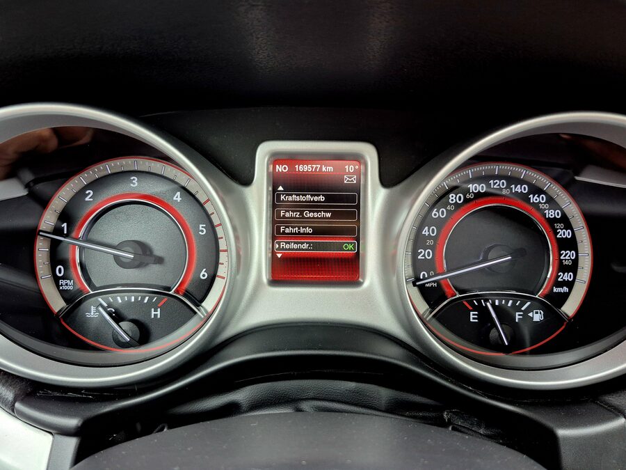 Fiat Freemont 2.0 Multijet 125 kW Black Code, TAŽNÉ – fotografie 21 z 24