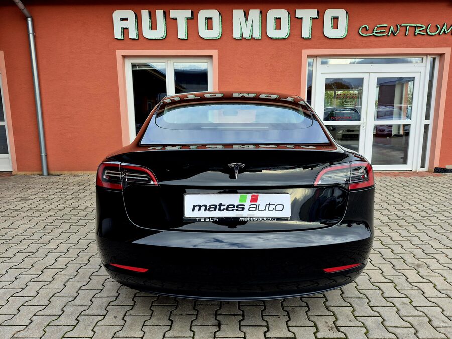 Tesla Model 3 Long Range RWD 208 kW – fotografie 7 z 27