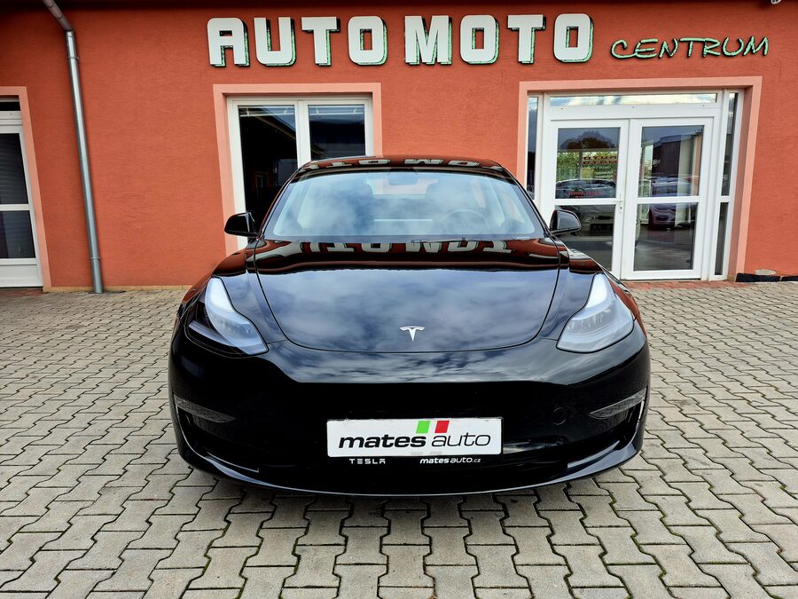 Tesla Model 3 Long Range RWD 208 kW – fotografie 8 z 27