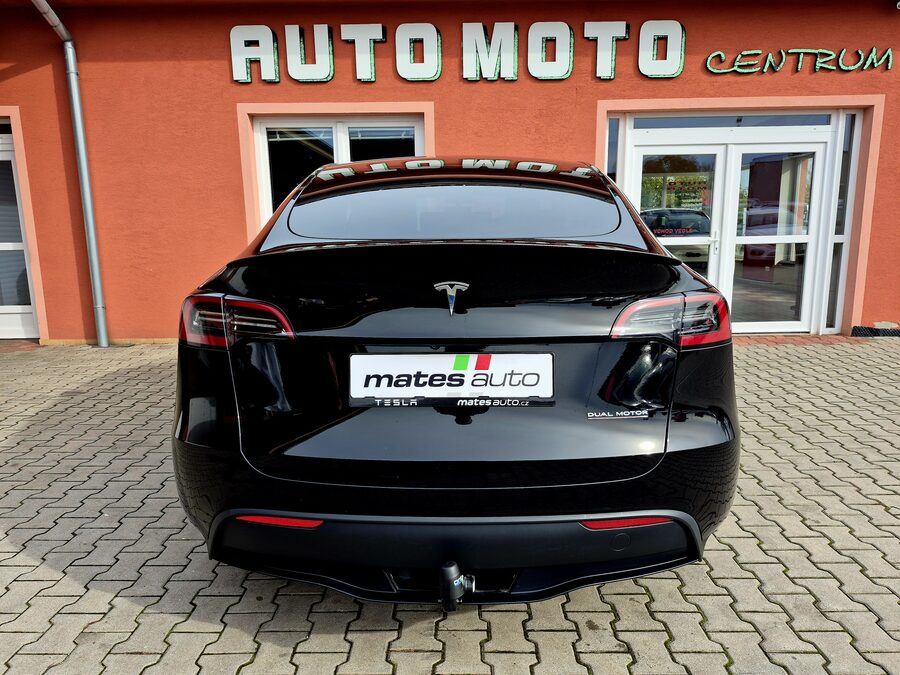 Tesla Model Y Performance Dual Motor 393 kW, tažné zařízení – fotografie 7 z 26