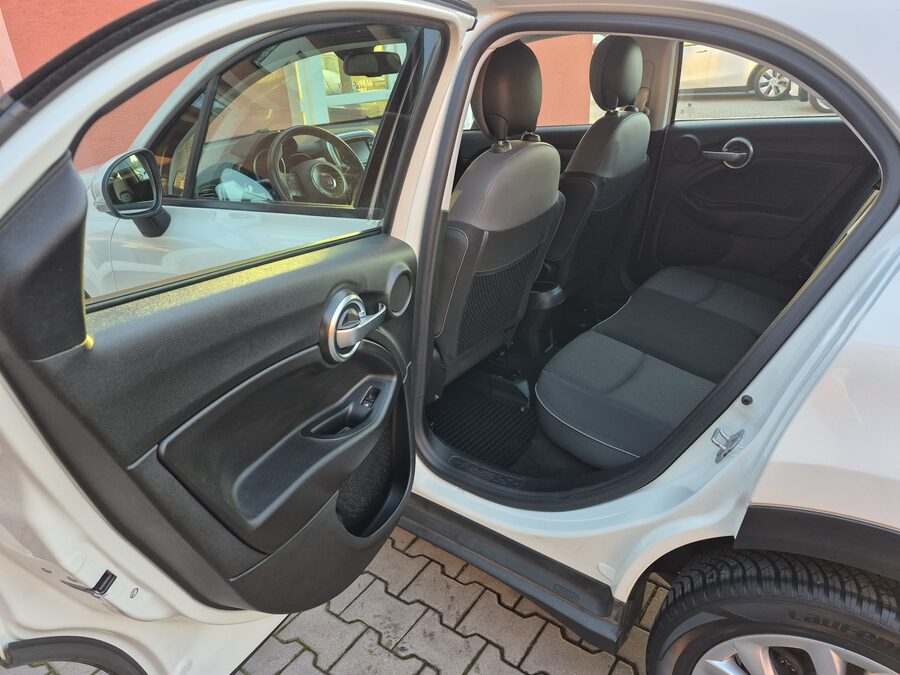 Fiat 500X 1.4 Turbo 103 kW Pop Star – fotografie 18 z 24