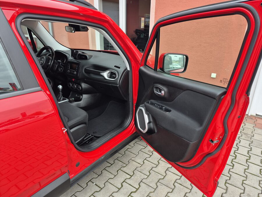 Jeep Renegade 1.4 M-Air Longitude FWD 103 kW – fotografie 15 z 24