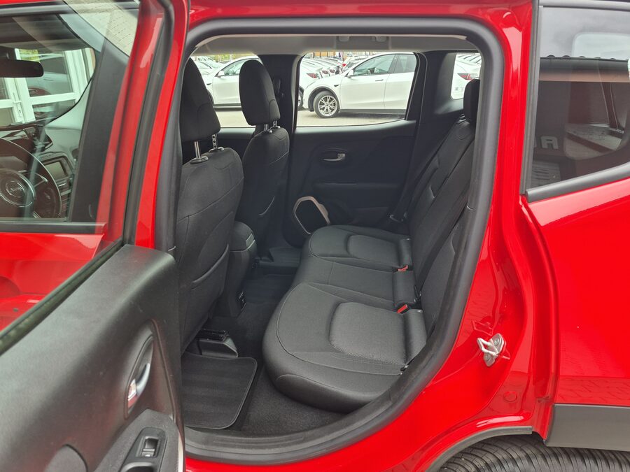 Jeep Renegade 1.4 M-Air Longitude FWD 103 kW – fotografie 16 z 24