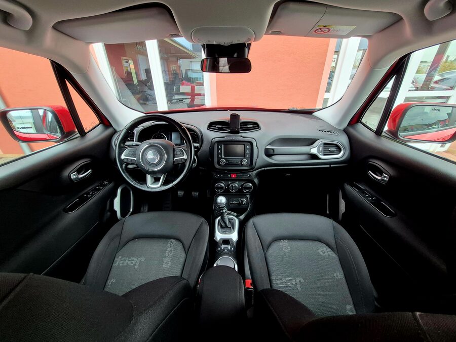 Jeep Renegade 1.4 M-Air Longitude FWD 103 kW – fotografie 19 z 24