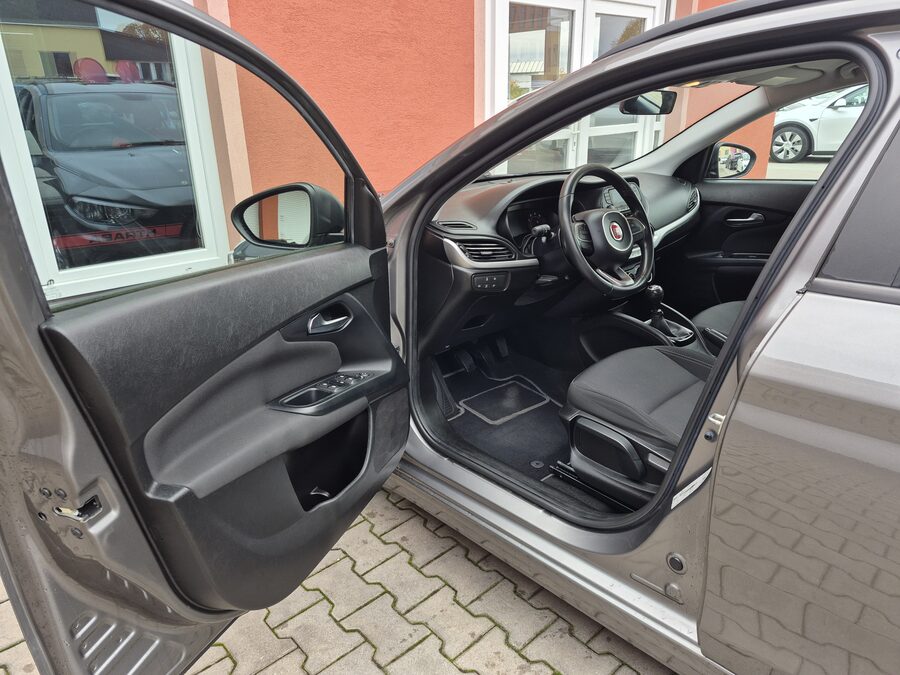Fiat Tipo 1.4 Pop 70 kW – fotografie 12 z 23