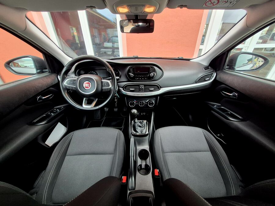 Fiat Tipo 1.4 Pop 70 kW – fotografie 19 z 23