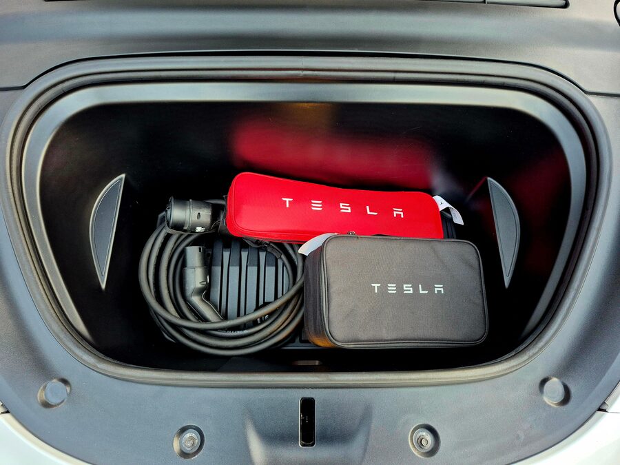 Tesla Model Y Standard plus RWD 220kW TAŽNÉ – fotografie 8 z 27