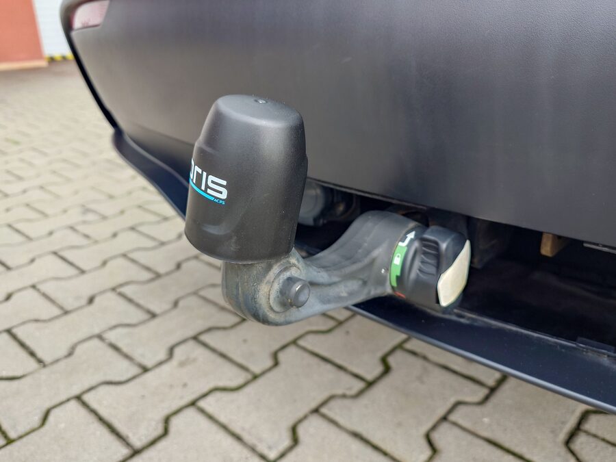 Tesla Model Y Long Range 378 kW - EAP + boost + tažné – fotografie 21 z 26