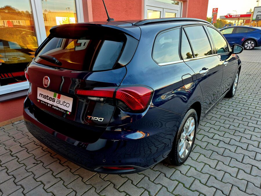 Fiat Tipo 1.4 Turbo Business 88 kW – fotografie 6 z 24