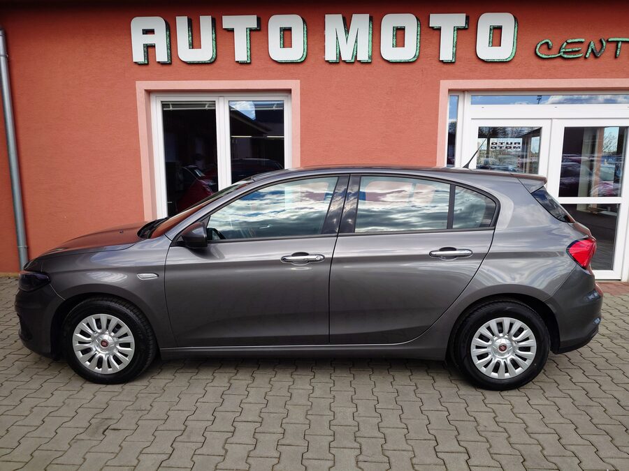 Fiat Tipo 1.6 JTDM Lounge 88 kW – fotografie 2 z 27