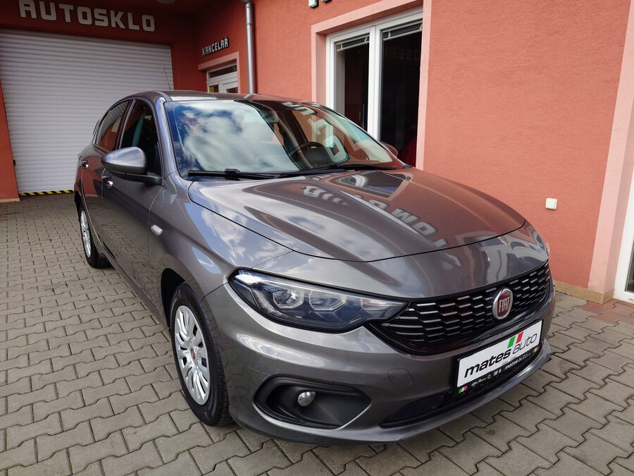 Fiat Tipo 1.6 JTDM Lounge 88 kW – fotografie 4 z 27