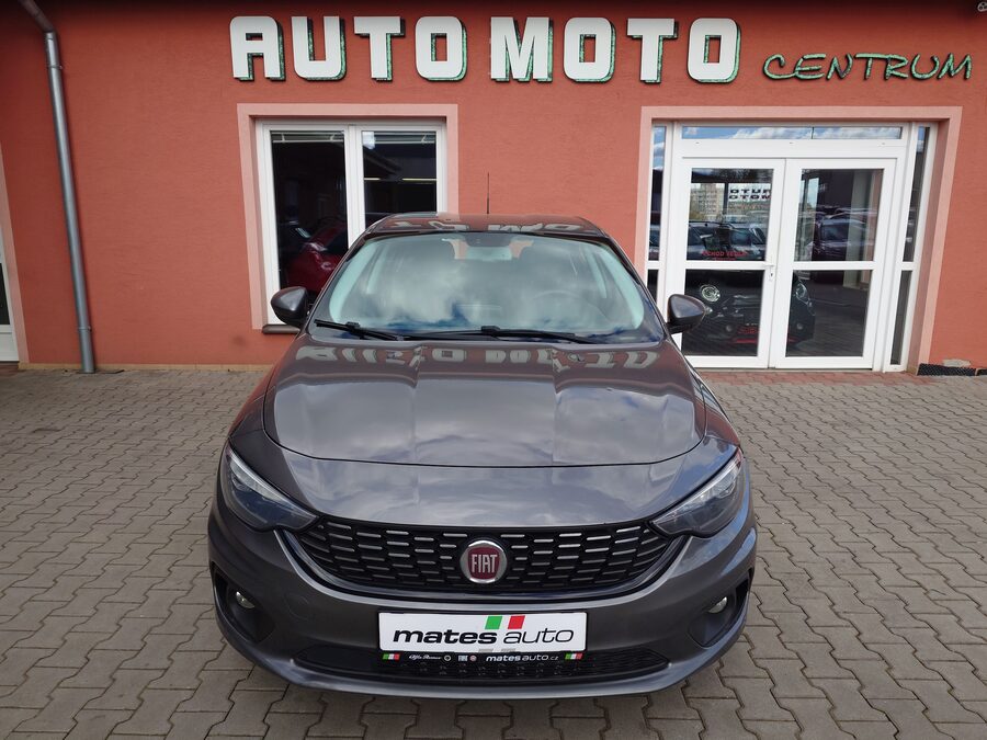 Fiat Tipo 1.6 JTDM Lounge 88 kW – fotografie 7 z 27