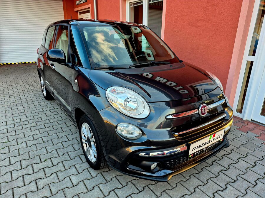 Fiat 500L 1.6 JTDM Lounge 88kw 7míst – fotografie 4 z 25