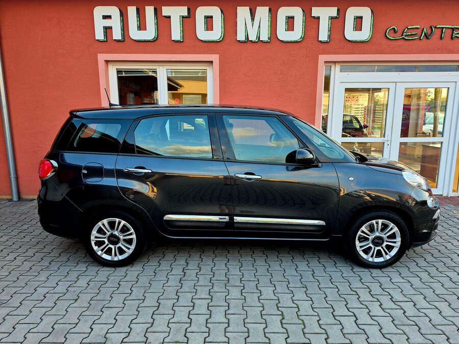Fiat 500L 1.6 JTDM Lounge 88kw 7míst – fotografie 5 z 25