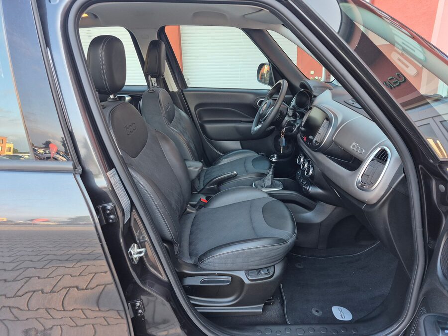 Fiat 500L 1.6 JTDM Lounge 88kw 7míst – fotografie 14 z 25