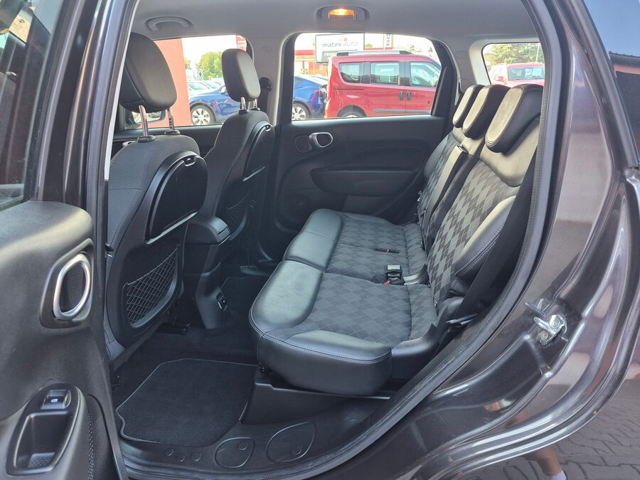 Fiat 500L 1.6 JTDM Lounge 88kw 7míst – fotografie 18 z 25