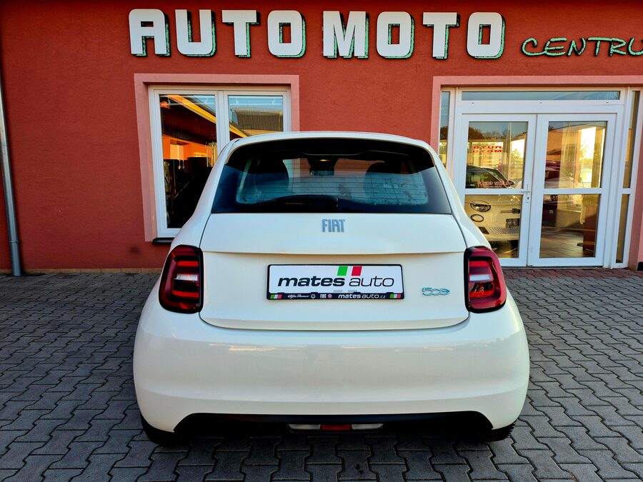 Fiat 500E ACTION 70kw – fotografie 10 z 25