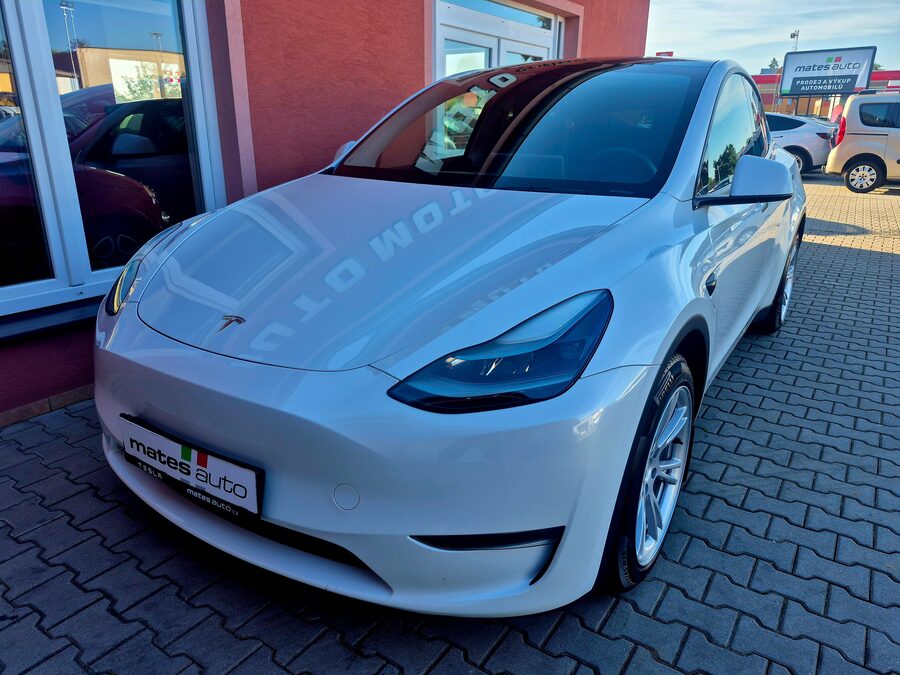 Tesla Model Y Long Range Dual Motor, Berlín - EAP, 2023