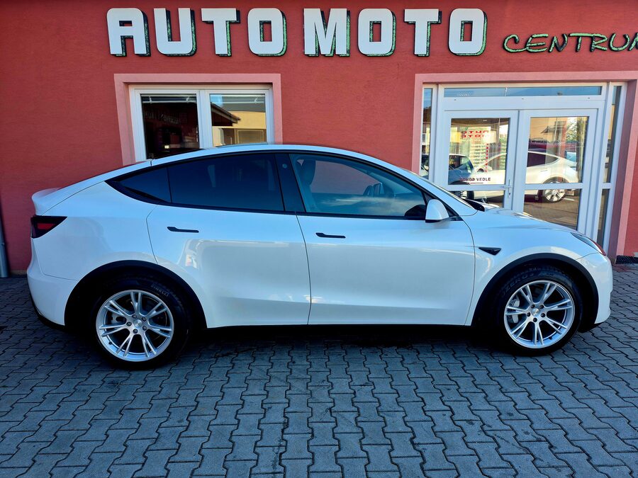 Tesla Model Y Long Range Dual Motor, Berlín - EAP – fotografie 5 z 27