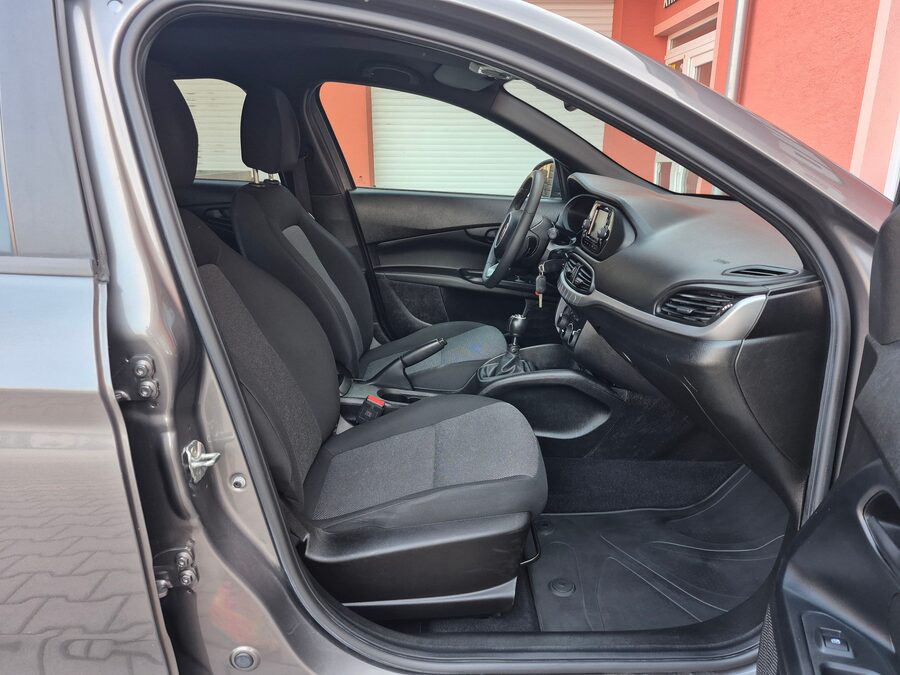 Fiat Tipo 1.4 70kw Street – fotografie 15 z 26