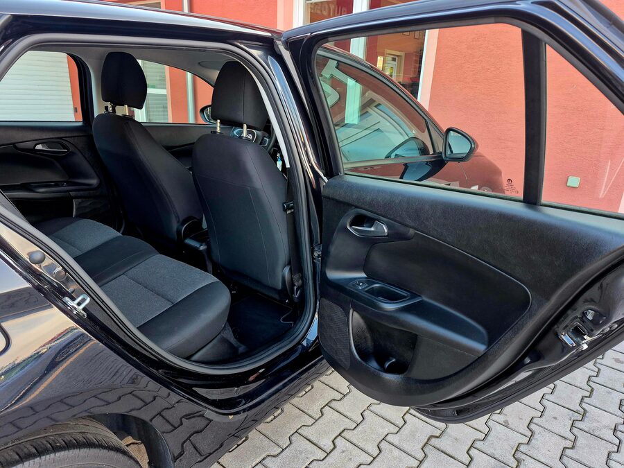 Fiat Tipo 1.4 70KW EASY – fotografie 17 z 24
