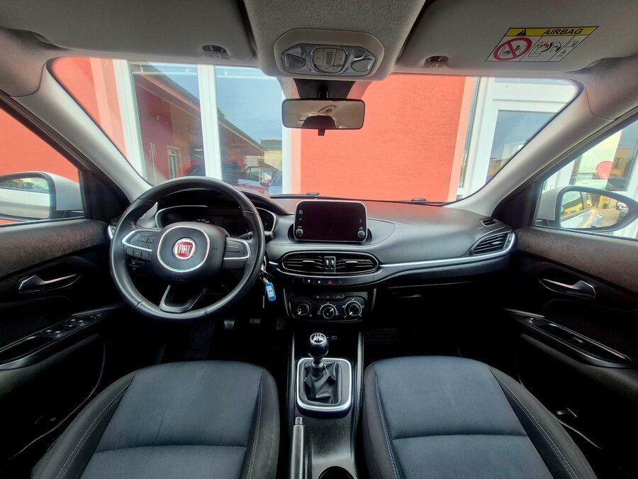 Fiat Tipo 1.4 70kw EASY – fotografie 20 z 27
