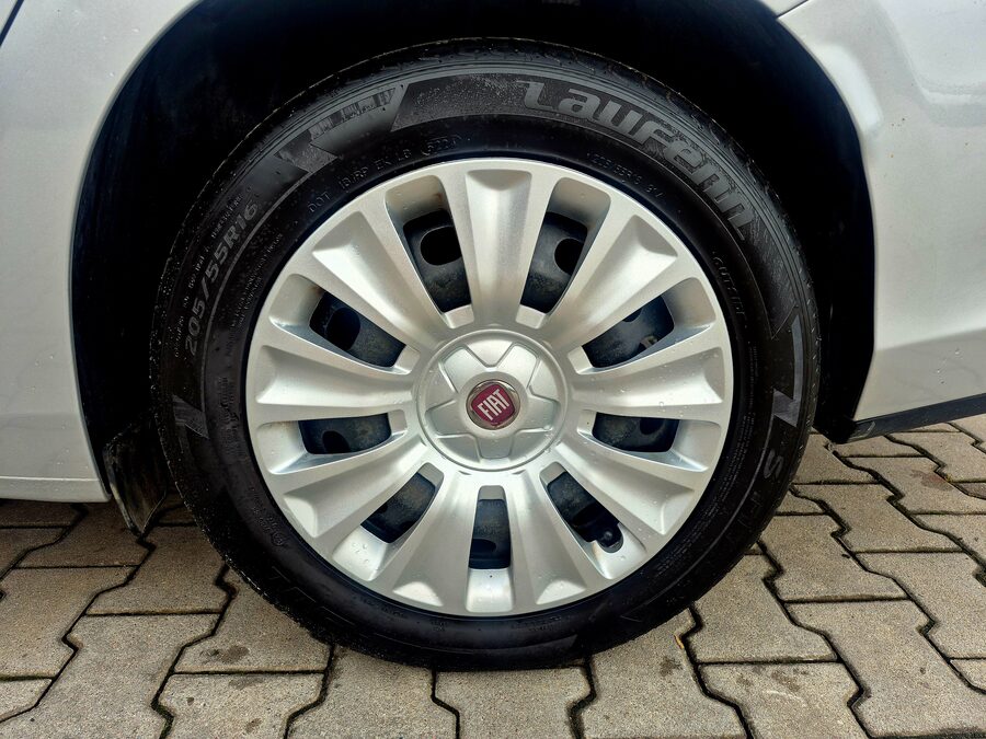 Fiat Tipo 1.4 70kw EASY – fotografie 22 z 27