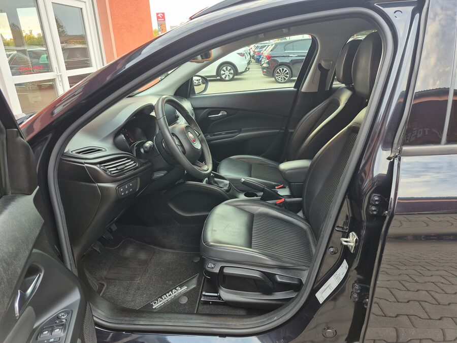 Fiat Tipo 1.4 T-Jet 88 kW S-Design – fotografie 12 z 26