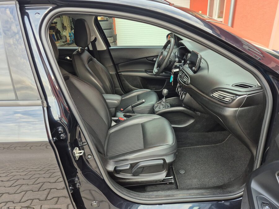 Fiat Tipo 1.4 T-Jet 88 kW S-Design – fotografie 14 z 26