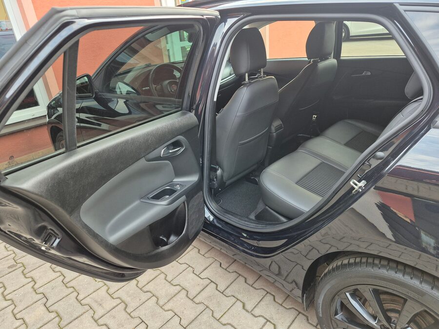 Fiat Tipo 1.4 T-Jet 88 kW S-Design – fotografie 19 z 26
