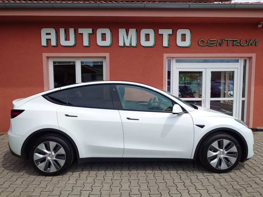 Tesla Model Y Long Range Dual Motor 378 kW – fotografie 5 z 23